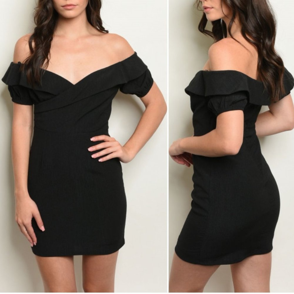 GIRLY & FLIRTY LITTLE BLACK DRESS - Picture 1 of 3